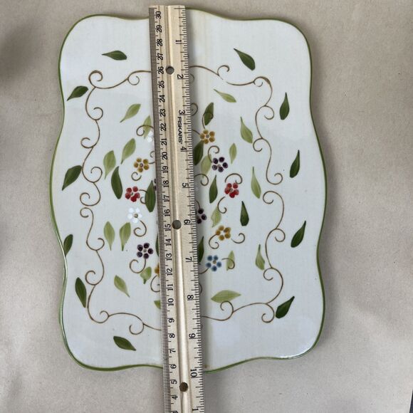 Temp-tations by Tara PETALS Ovenware‎ Metal Basket  & Trivet - Picture 6 of 9